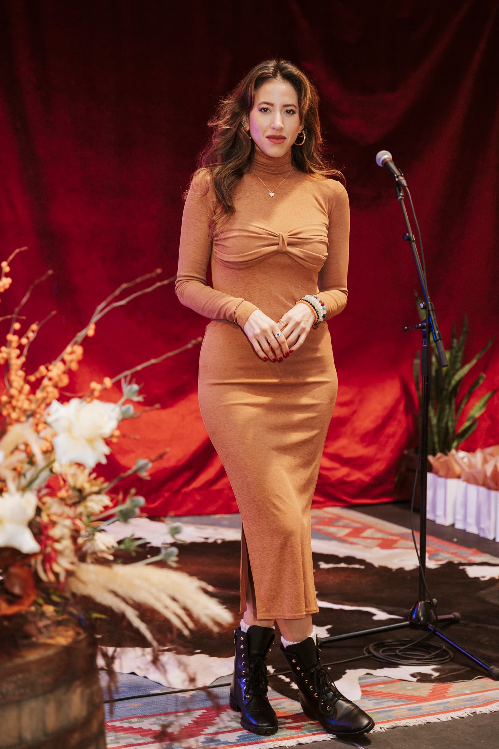 Vanessa Santos, Latina founder and global brand strategist, editorial portrait